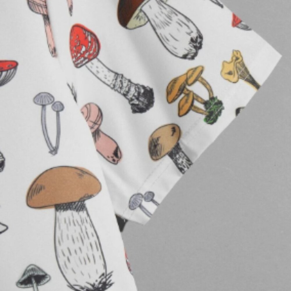 Romwe Street Life Men Mushroom Print Button Front Curved Hem Shirt Size M New - Picture 5 of 5